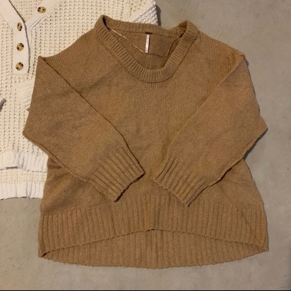 Free People sweaters - Picture 3 of 4